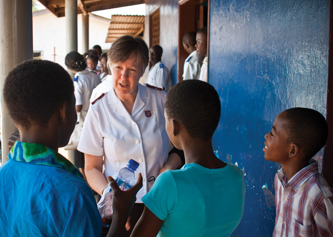 Mjr Anne Venables met many students in Liberia