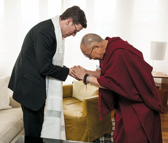 Ambassador Bennett meets with His Holiness the Dalai Lama