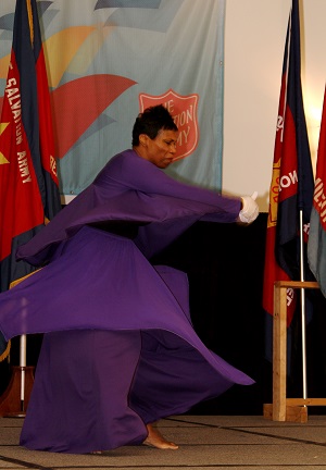 Patreese Simmons presents a liturgical dance