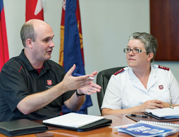 Photo of Kevin Slous and Cpt Carolyn Simpson