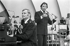 Photo of John Larsson and John Gowans on stage
