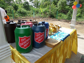 Water containers for distribution