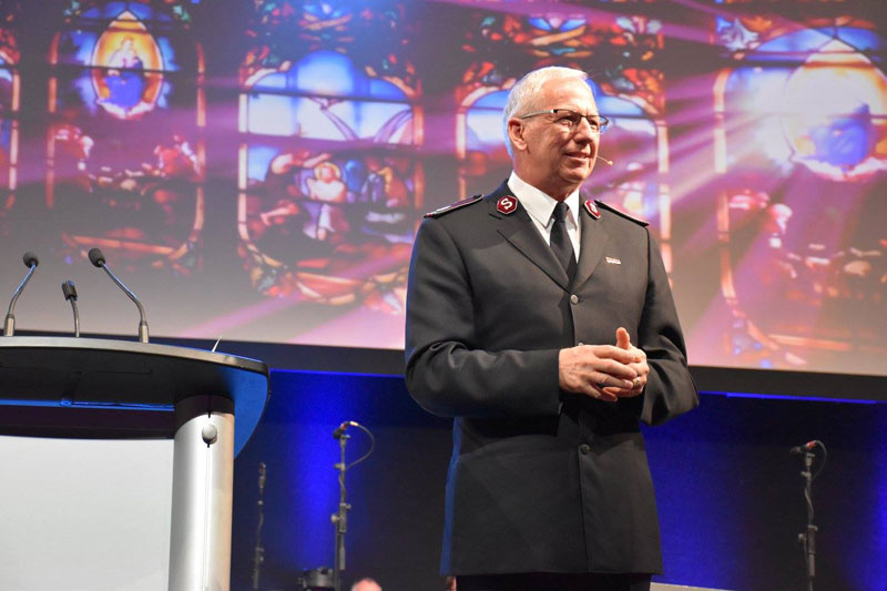 Commissioner Brian Peddle delivers a message at the Mobilize—Newfoundland and Labrador congress in July 2017