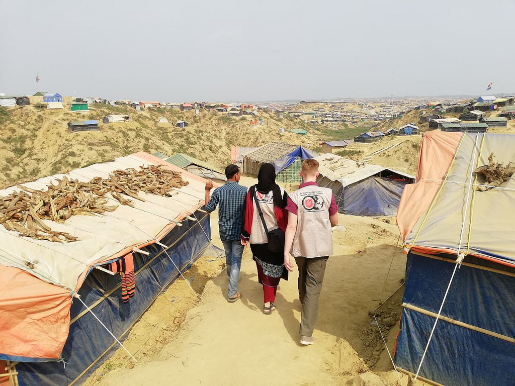 Salvation Army workers assess Rohingya refugee needs in Bangladesh