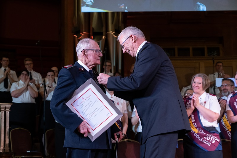 The General Admits Commissioner Harry Read to the Order of the Founder