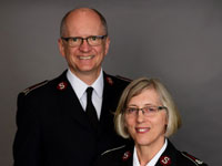 Photo of Lt-Colonels Ann and Jamie Braund