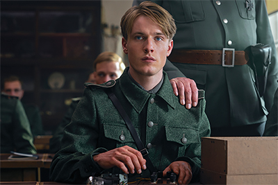 Werner Pfennig (Louis Hofmann)