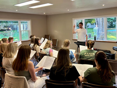 A choir in rehearsal