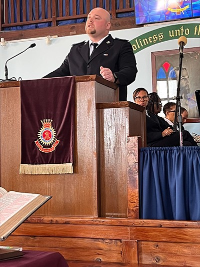 Candidate Tylor Barrett shares his testimony