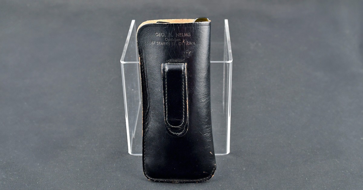 The eyeglass case clearly indicates who the prime minister’s optometrist was and where he was located 