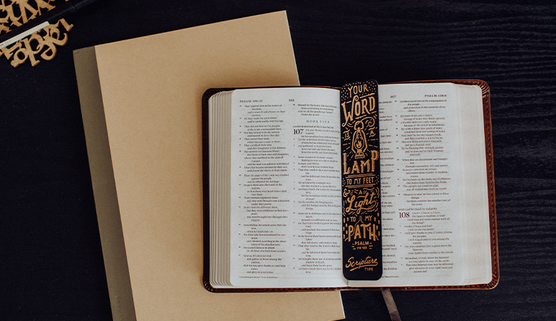 Photo by Kelly Sikkema on Unsplash